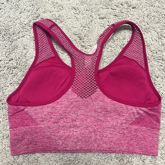 PINK Sports Bra Size S - Picture 3 of 3